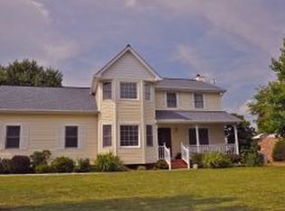 1809 Paty Dr, Johnson City, TN 37604