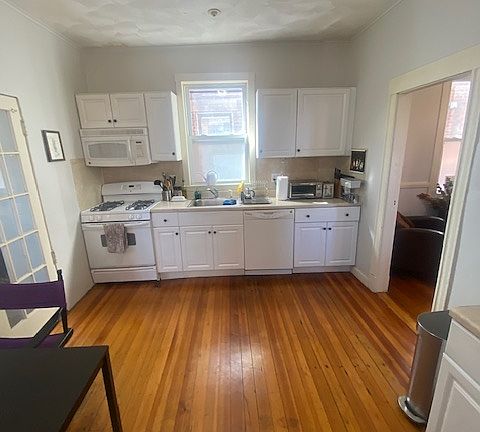 2nd image of 785 Mount Auburn St #2