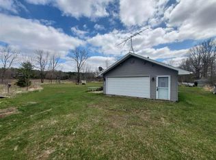 E6297 White Lake Rd, Weyauwega, WI 54983