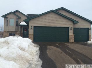 1003 Marsh View Ave, Braham, MN 55006