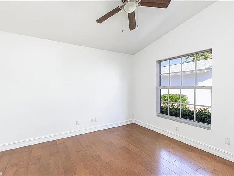 5446 Whitten Dr #19 — Photo 10