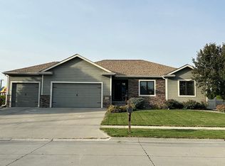3218 37th St, Columbus, NE 68601