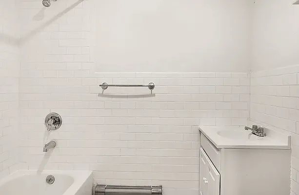 Rented by REAL New York | media 10