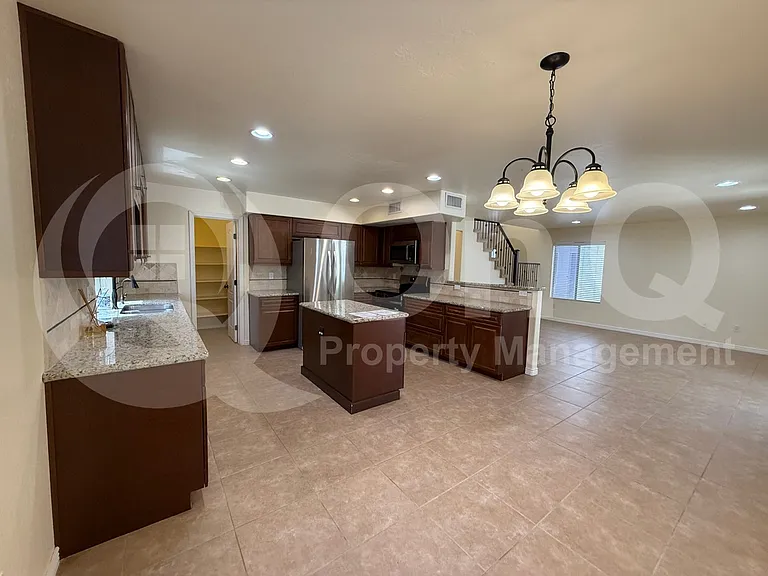 20415 N 17th Pl — Photo 11