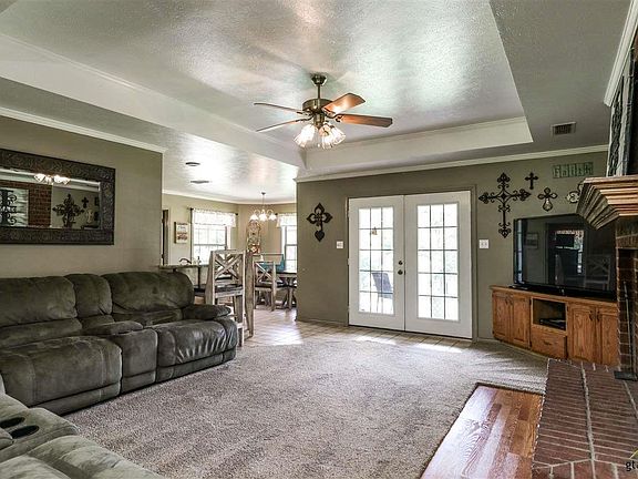 2nd image of 976 County Road 1519