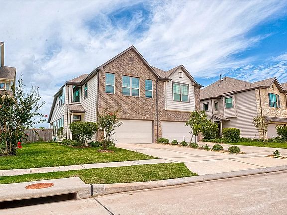 2nd image of 2559 Terrace Point Dr