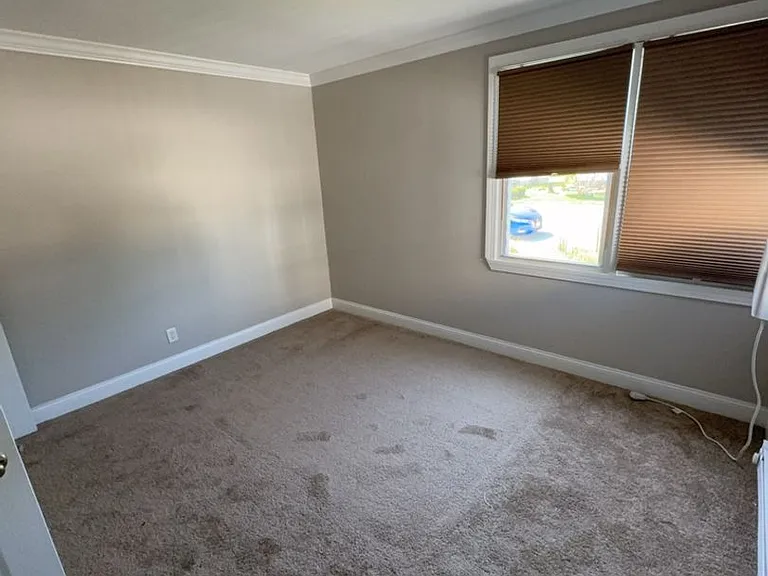 547 Munroe Cir — Photo 20