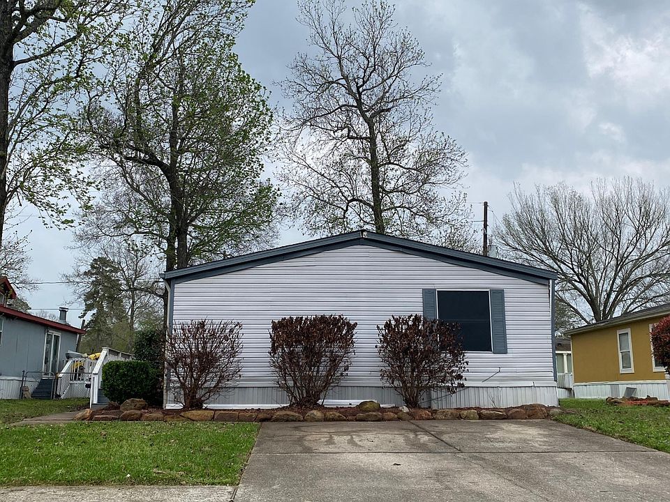 2nd image of 24422 Strong Pine Dr