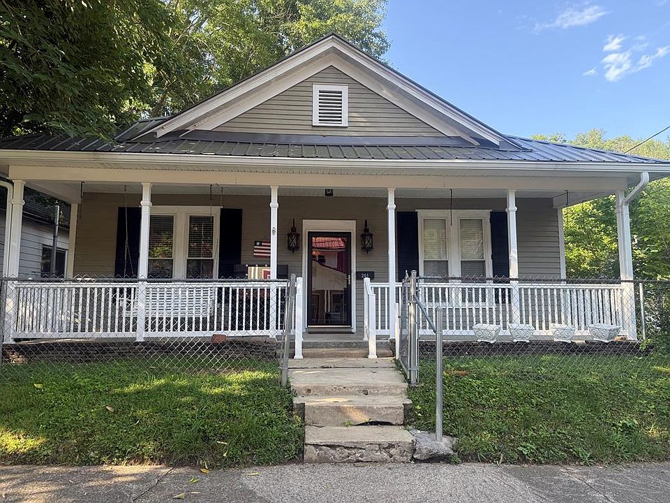 1st image of 261 Scott Ave