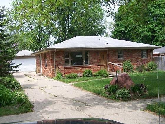 1st image of 2827 18th St
