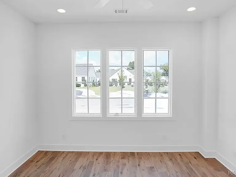 8322 Conduit St — Photo 12