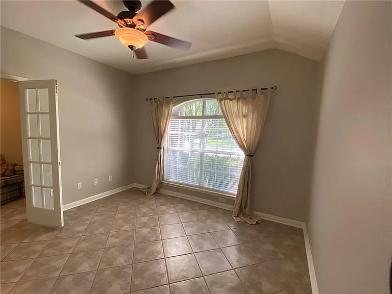 1727 Fallen Leaf Ln — Photo 7