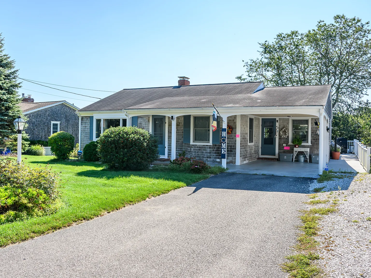 2 bed, 1.5 bath, 1680 sqft, $2,000 — Photo 2