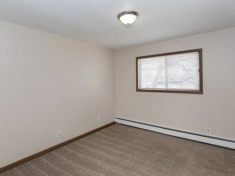 503 Sycamore St — Photo 4