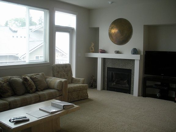 5th image of 12211 NE 109th Pl