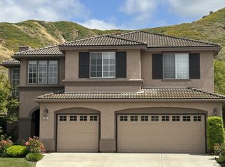 484 Sun Bonnet St, Simi Valley, CA 93065