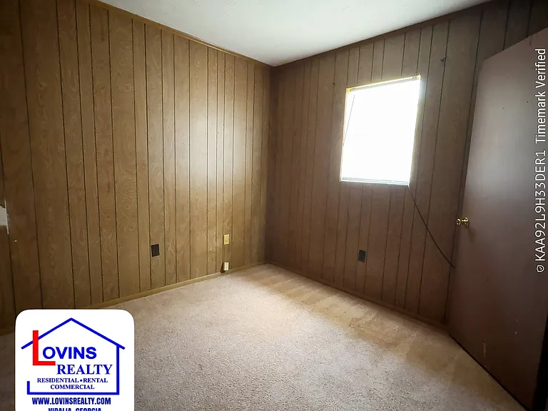1905D Seminole Dr — Photo 5