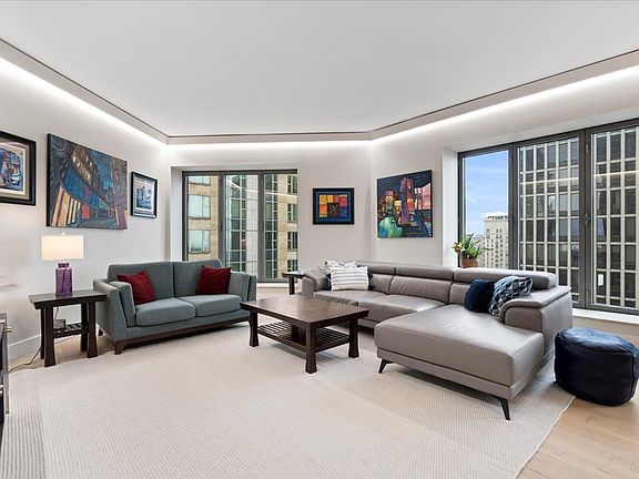 2nd image of 950 N Michigan Ave APT 2804