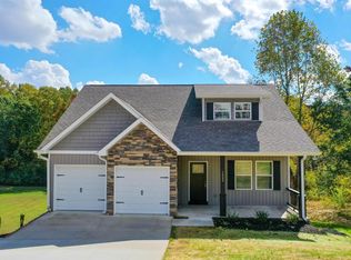 1643 Pendleton Dr, Friendsville, TN 37737