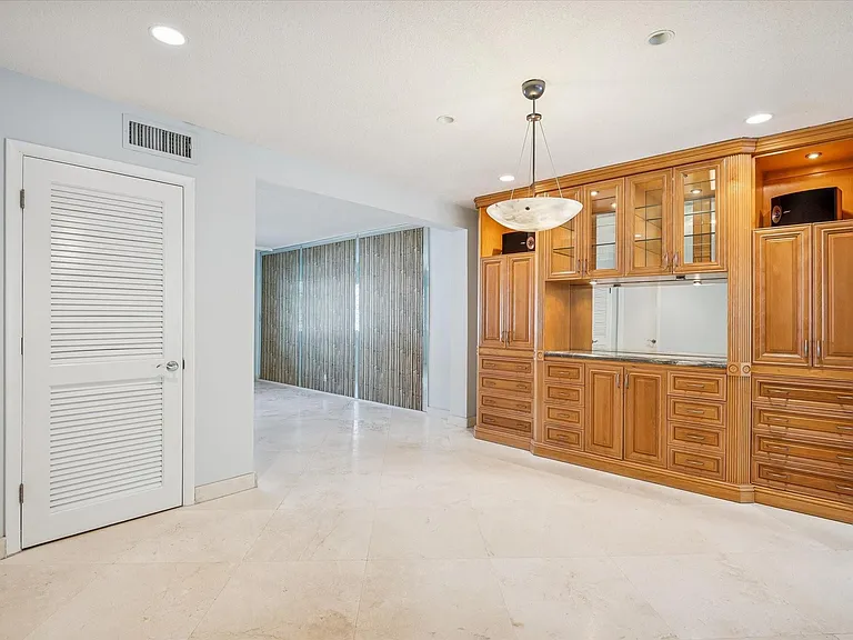 5400 N Ocean Blvd #44 — Photo 9