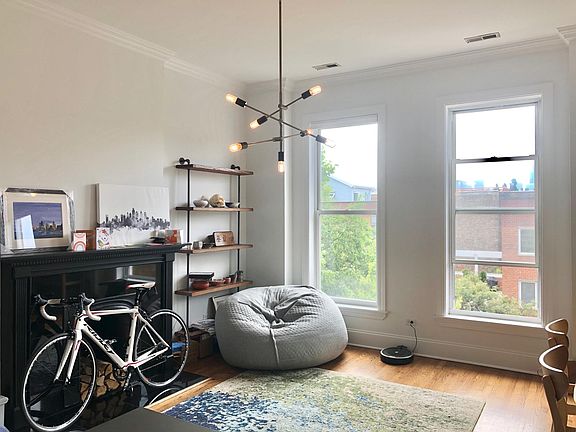 4th image of 454 W Armitage Ave #3