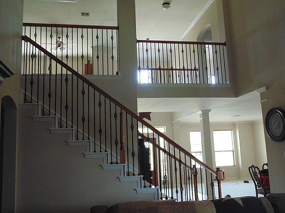 4th image of 4311 Oak Bluff Ln