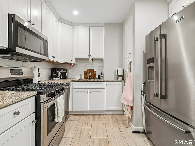 12 Husted Ln #3 — Photo 8