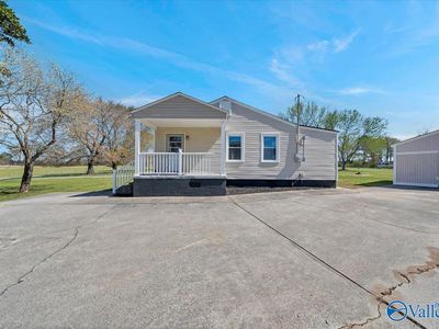27792 South Rd, Athens, AL, 35613