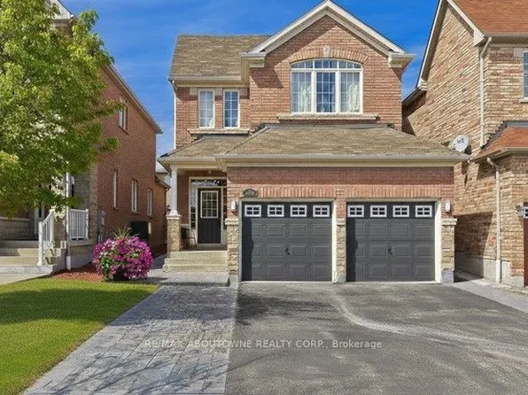 3339 Ruth Fertel Dr, Mississauga, ON L5M 0H6