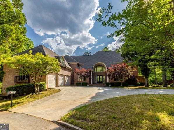 1483 Jones Rd, Roswell, GA 30075
