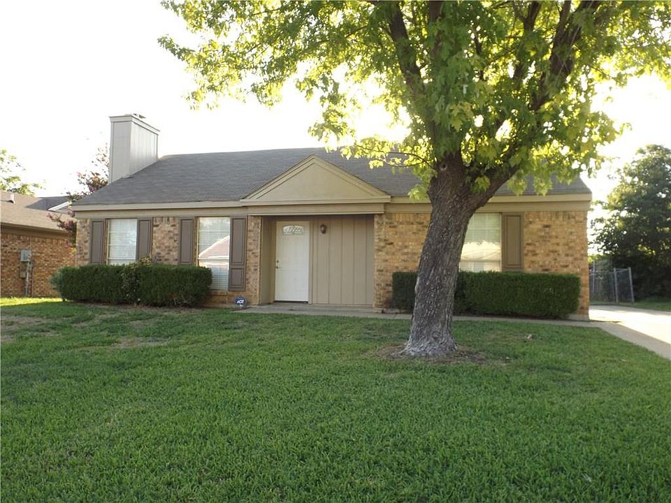 1st image of 7005 Moss Rose Ct
