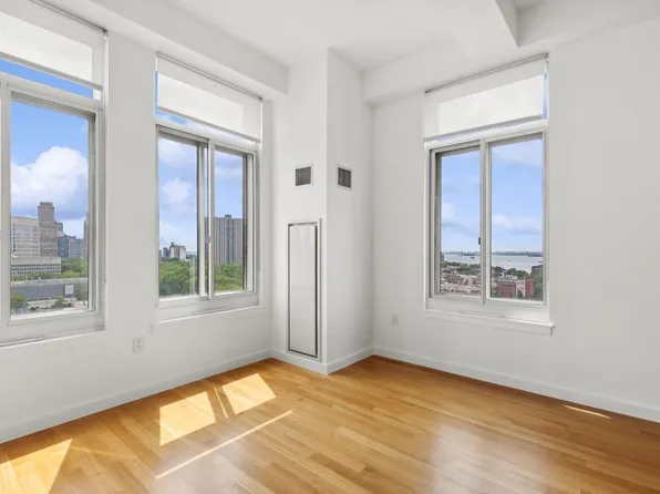 85 Adams Street image 1 of 9