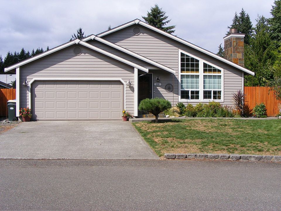 1st image of 530 Eklund Ct SE