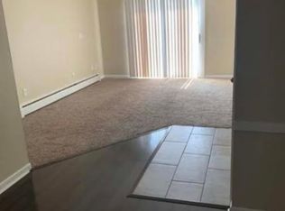 92 E Broadway St #12, Derry, NH 03038