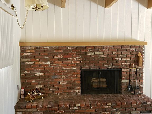 2nd image of 27388 Alpen Dr