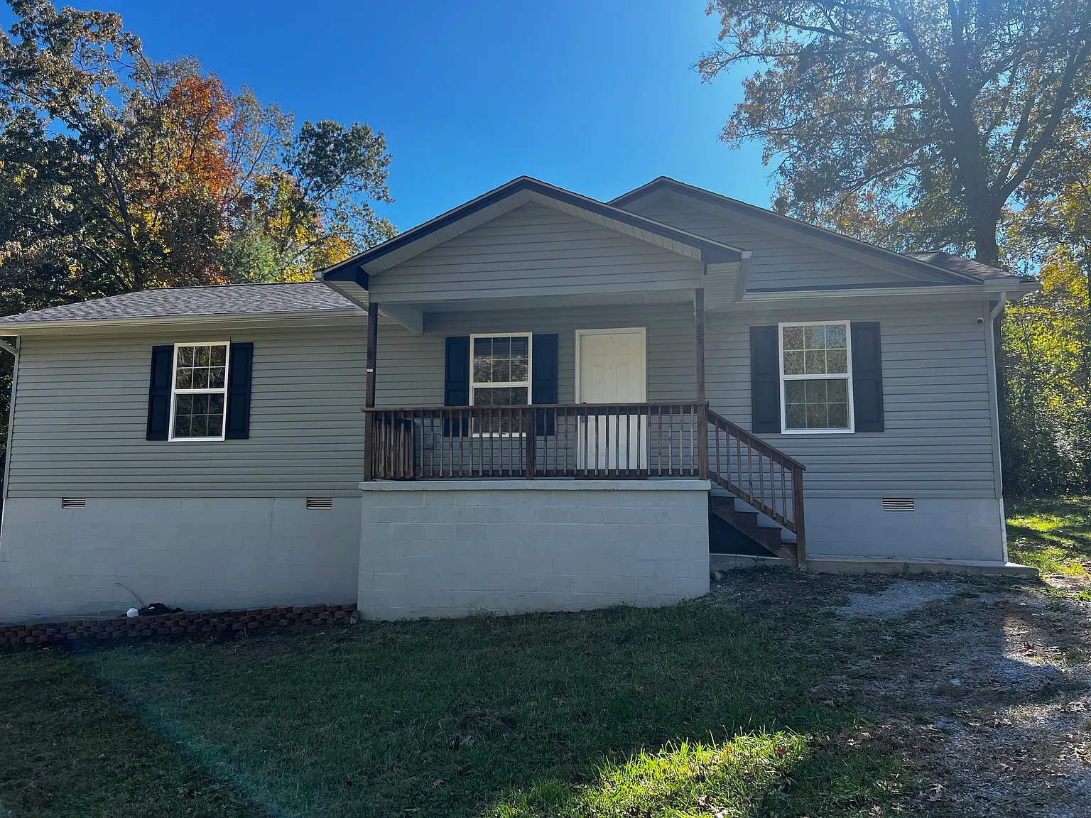 3 bed, 1200 sqft, $1,850 — Photo 1