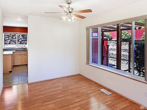 4th image of 9231 Withers Pl NW