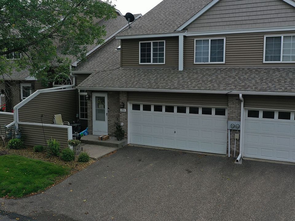 1st image of 213 Primrose Ct