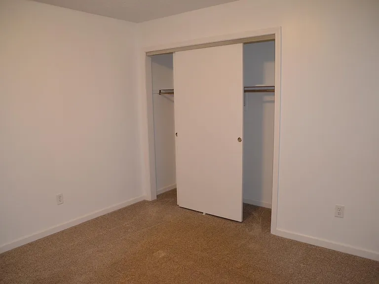 14676 Eaton Pike — Photo 8