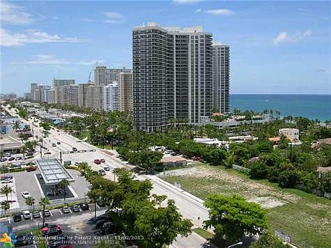 4th image of 3015 N Ocean Blvd APT 8D
