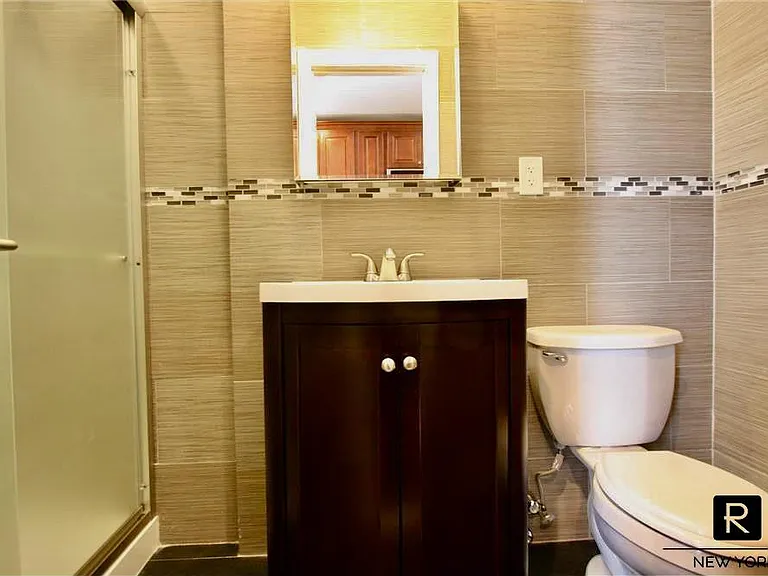 325 E 90th St #2W — Photo 11