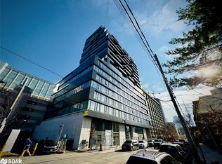 195 McCaul St #1707, Toronto, ON M5T0E5