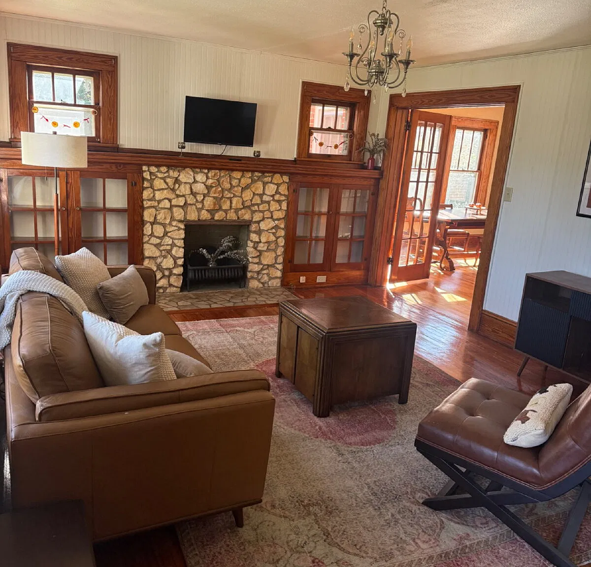 2 bed, 1.0 bath, $1,775 — Photo 4