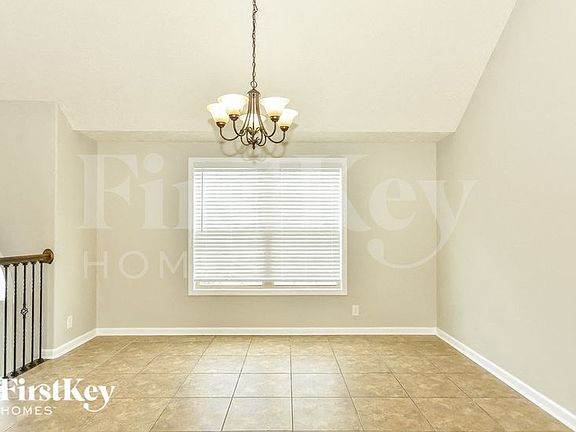 5th image of 3489 Sikorsky Ln