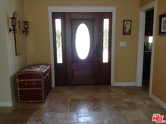 3rd image of 8556 Moorcroft Ave