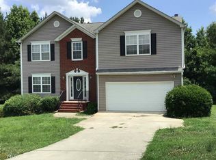 817 Grandview Cir, Powder Springs, GA 30127