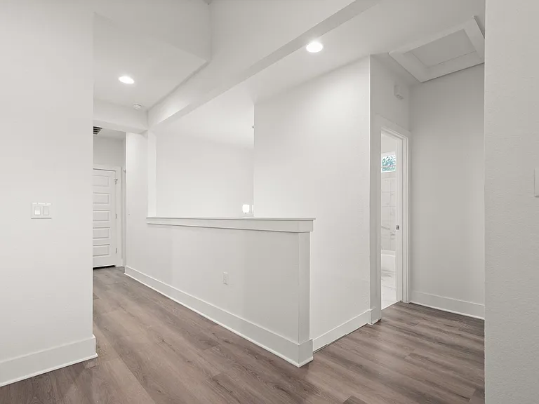 8922 Menchaca Rd #701 — Photo 15