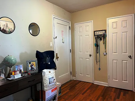 Rented by Prime Realty | media 14