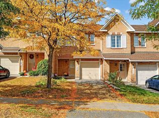 1249 Klondike Rd, Ottawa, ON K2W 1E1