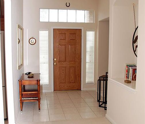 3rd image of 10710 Knoll Bend Ln